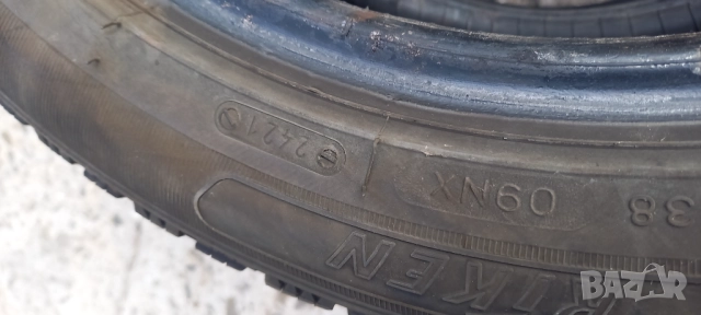 2бр. зимни гуми 215/50/17 DOT 2421, снимка 5 - Гуми и джанти - 51712423