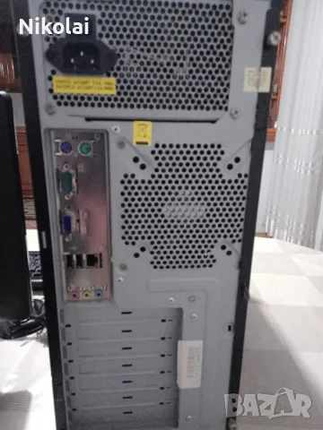 Настолен компютър, монитор, снимка 11 - Работни компютри - 47945122