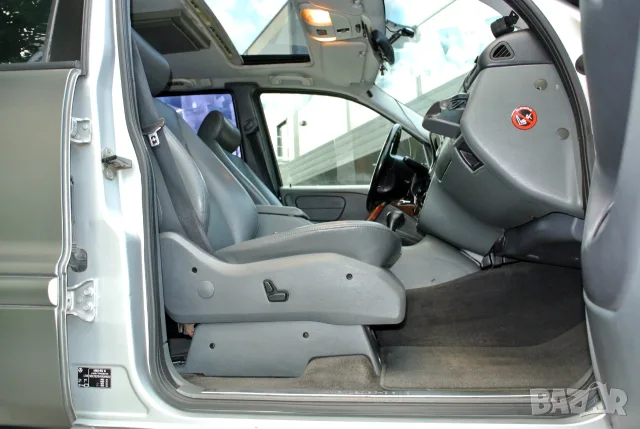 Mercedes-Benz ML 320 ГАЗ*AMG*NAVI* , снимка 16 - Автомобили и джипове - 55931974