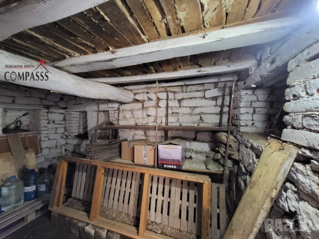 с. Изворово, Общ. Ген. Тошево, къща с двор – 27000 евро!, снимка 10 - Къщи - 52233475