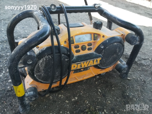 DEWALT-RADIO 2409251309M, снимка 3 - Други инструменти - 51819640