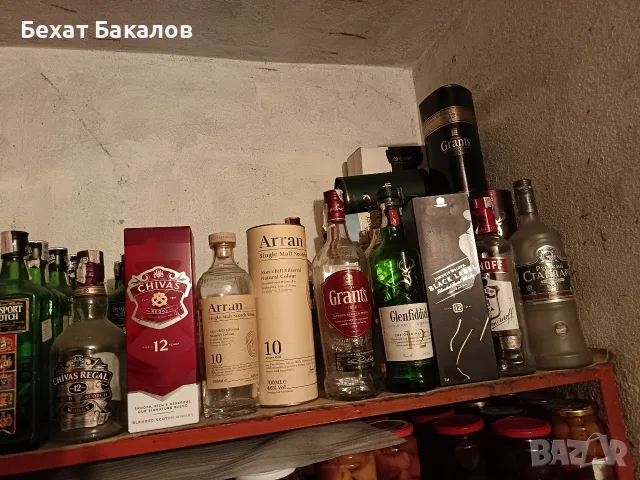 Празни бутилки от уиски, снимка 11 - Други - 31790957