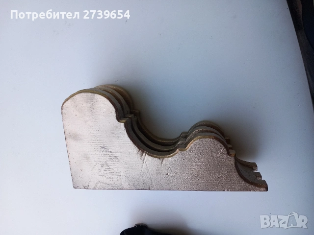 златиста ,дървена конзола, снимка 2 - Етажерки - 53163532