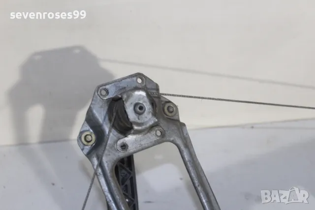 Машинка стъкло ръчна задна лява Форд Фокус 1 хечбек Ford Focus 1, снимка 8 - Части - 48254443