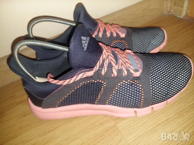 Оригинални маратонки Adidas 