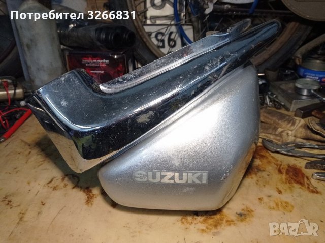 Suzuki VL125 Intruder десен капак, снимка 3 - Мотоциклети и мототехника - 35446869