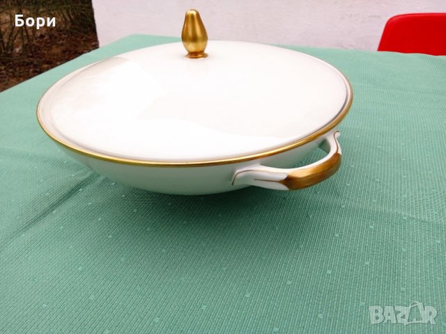 Баварски порцелан купа с капак, снимка 2 - Чинии - 35859879