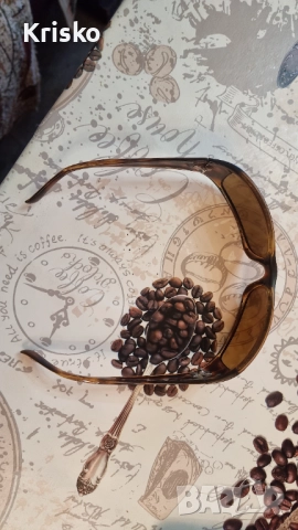 Оригинални очила Рейбан , снимка 5 - Слънчеви и диоптрични очила - 51840294