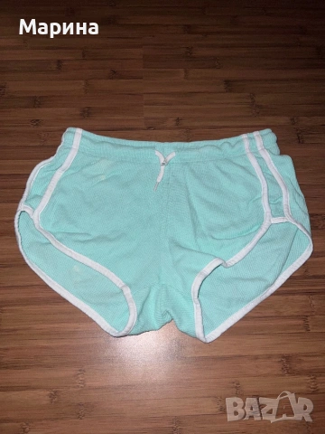 ментово зелени шорти за жени