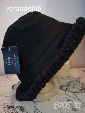Кокетна зимна шапка с периферия Черна, снимка 3 - Шапки - 39041976