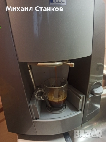 Кафе машина Лаваца , снимка 3 - Кафемашини - 52141192