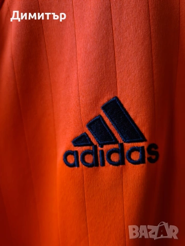 Оригинална тениска Adidas на Valencia CF Валенсия, снимка 3 - Спортни дрехи, екипи - 53726956