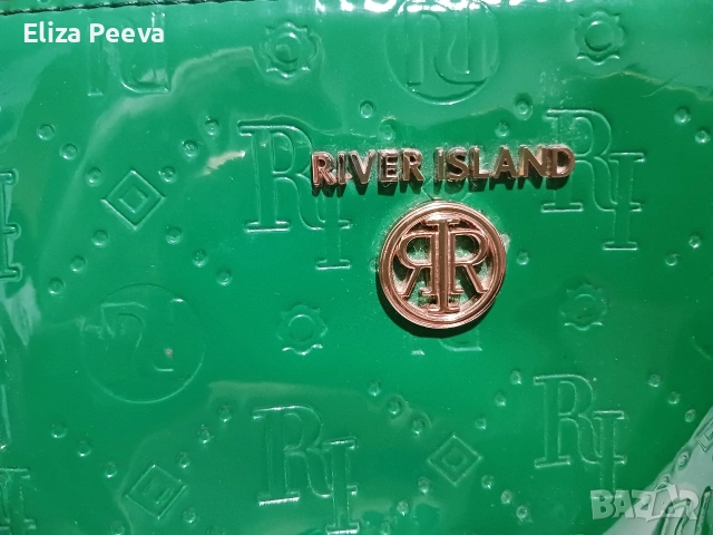 Лачена чанта от екокожа, снимка 2 - Чанти - 53157183