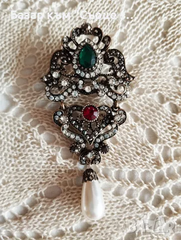 Брошки, пинчета с котки, кучета, коне, цветя, лисици, снимка 11 - Други - 35422972