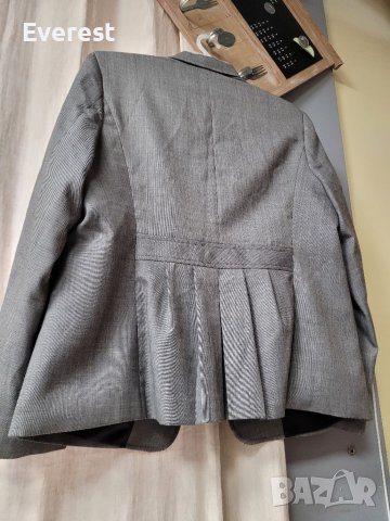 Елегантно сако,сиво- 42 размер, снимка 4 - Сака - 40631885