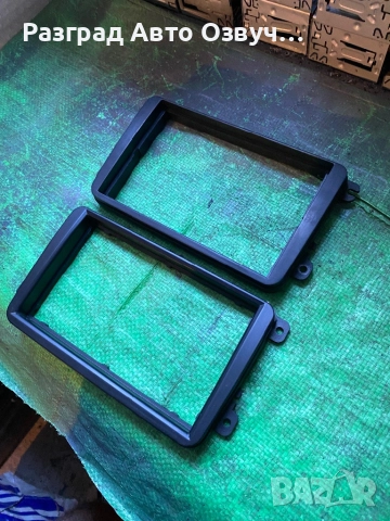 Преходна рамка за VW Golf 5, Sharan, Touran, Passat и други. От оригинално радио към 2DIN, снимка 3 - Аксесоари и консумативи - 51873022