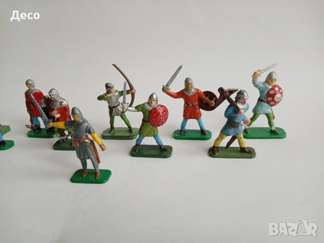 Стари полски фигурки малки рицари., снимка 4 - Колекции - 53029133