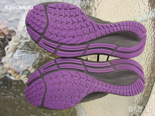 Дамски маратонки за бягане Nike Air Zoom Pegasus 37, снимка 13 - Маратонки - 52542446