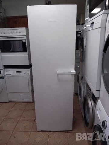 Огромен вертикален фризер Миеле Miele Made in Germany No Frost 2 години гаранция!