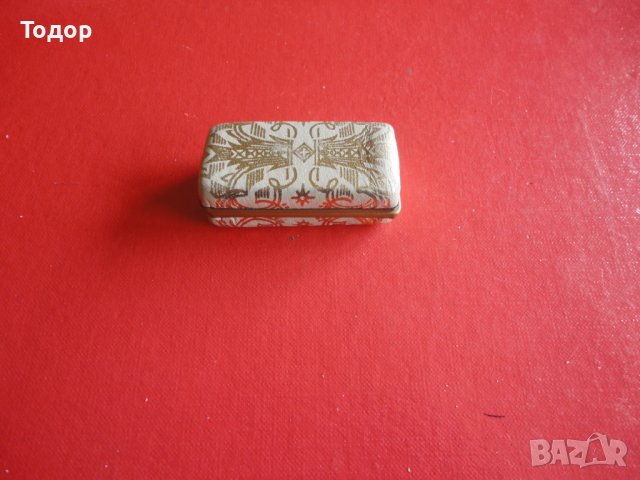 Позлатена брошка аксесоар щипка в кутия , снимка 8 - Други - 40590584