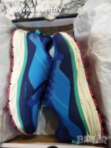 Нови маратонки Fila, снимка 5 - Маратонки - 39450234