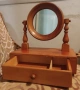 Старинно дървено огледало-тоалетка с чекмедже, снимка 1