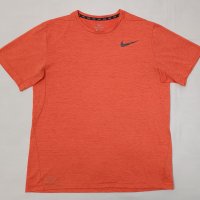Nike DRI-FIT Breathe оригинална тениска L Найк спортна фланелка фитнес, снимка 1 - Спортни дрехи, екипи - 41120393