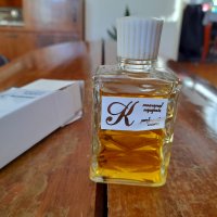 Стар парфюм Кремена, снимка 3 - Други ценни предмети - 39215595