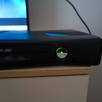 Xbox 360 slim - хакнат., снимка 3 - Игри за Xbox - 44827643