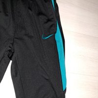 Nike  Barselona. Юношеско Долнище  XL, снимка 2 - Детски анцузи и суичери - 40646212