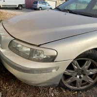 volvo v70 2.4 i на части волво в70 , снимка 1 - Автомобили и джипове - 42630225