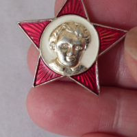 Значка СССР с малкият Ленин, 1970-ти, снимка 1 - Колекции - 36305628