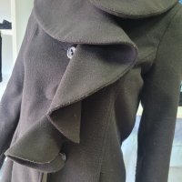 Елегантно дамско  палто, снимка 4 - Палта, манта - 39498431