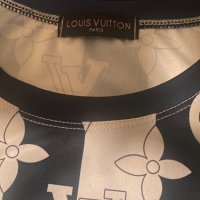 Louis Vuitton блузка с къс ръкав, S размер, снимка 1 - Тениски - 42604179