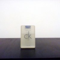 Calvin Klein CK One EDT 20 ml unisex, оригинален продукт, снимка 1 - Унисекс парфюми - 27776146