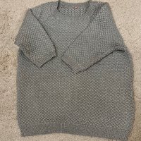 Пуловери с блестящи частици, снимка 1 - Блузи с дълъг ръкав и пуловери - 34528337