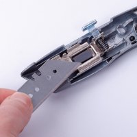 Нож Wolfcraft макетен метален с трапецовидно острие 52 мм, снимка 9 - Други инструменти - 33934718
