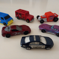 Интересни hot wheels, снимка 1 - Колекции - 44582625