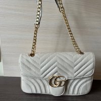 Нова дамска чанта Gucci, снимка 3 - Чанти - 40030259