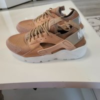 маратонки Nike Huarache оранжево, снимка 1 - Маратонки - 42188624