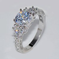 Посребрен пръстен с австрийски кристали, снимка 4 - Пръстени - 41561144
