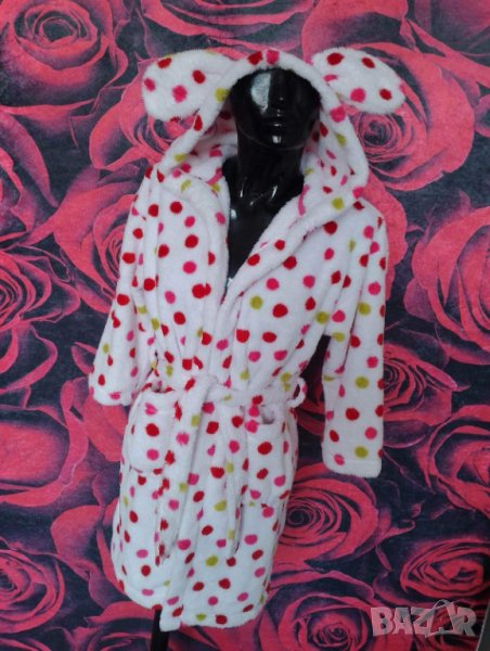 Пухкав халат за момиче 9-10г с ушички до 140 см , снимка 1