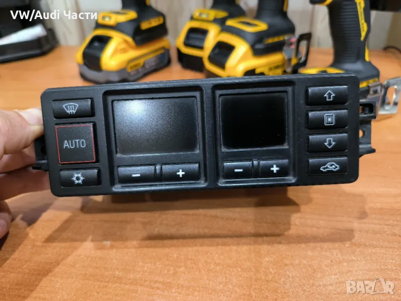 Управление панел климатик климатроник за Ауди А3 Audi A3 S3 8L 8L0820043M, снимка 1
