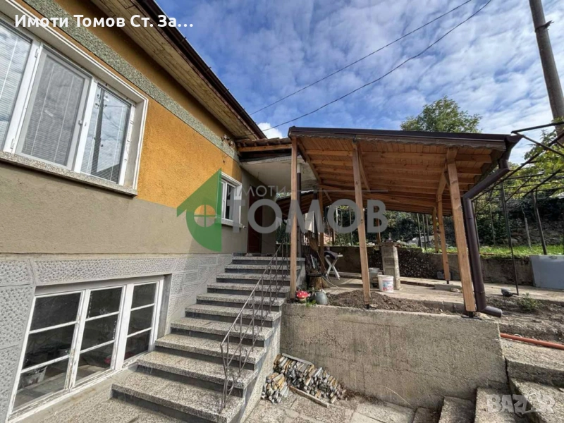 Двуетажна масивна къща в село Змейово , снимка 1