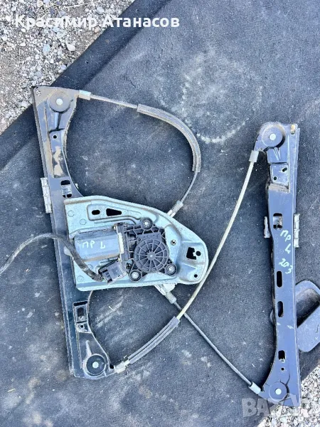 Машинка ел. стъкло предна лява за Мерцедес Ц-класа W203.A2037201746, снимка 1