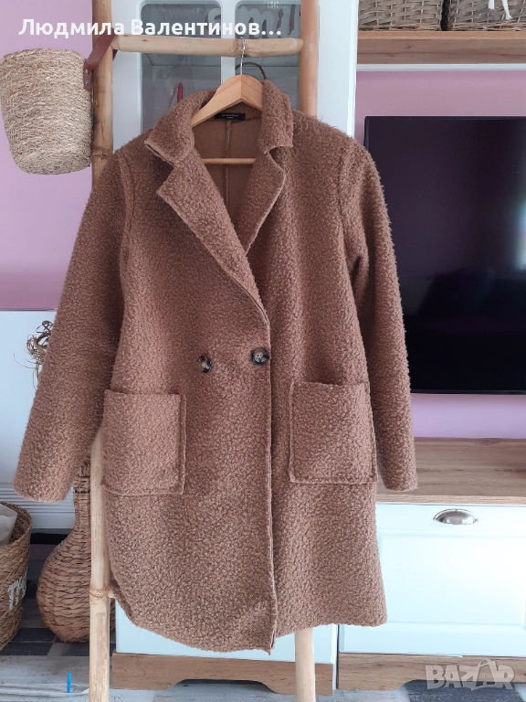 Палто в бежаво, снимка 1