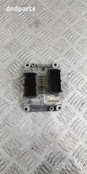 Компютър Alfa Romeo 147 1.6i 2001г. 0261206715, снимка 1