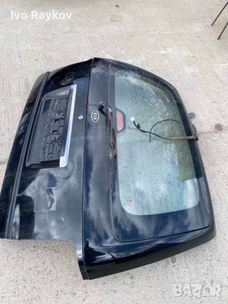 Заден капак със стъкло за Kia Carnival , снимка 1