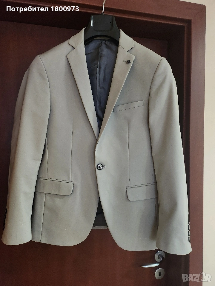 Мъжки официален костюм, снимка 1