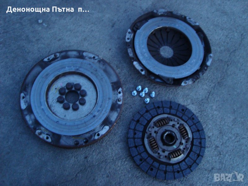 Маховик Тойота Корола Toyota corolla E12 1.6VVTi, снимка 1